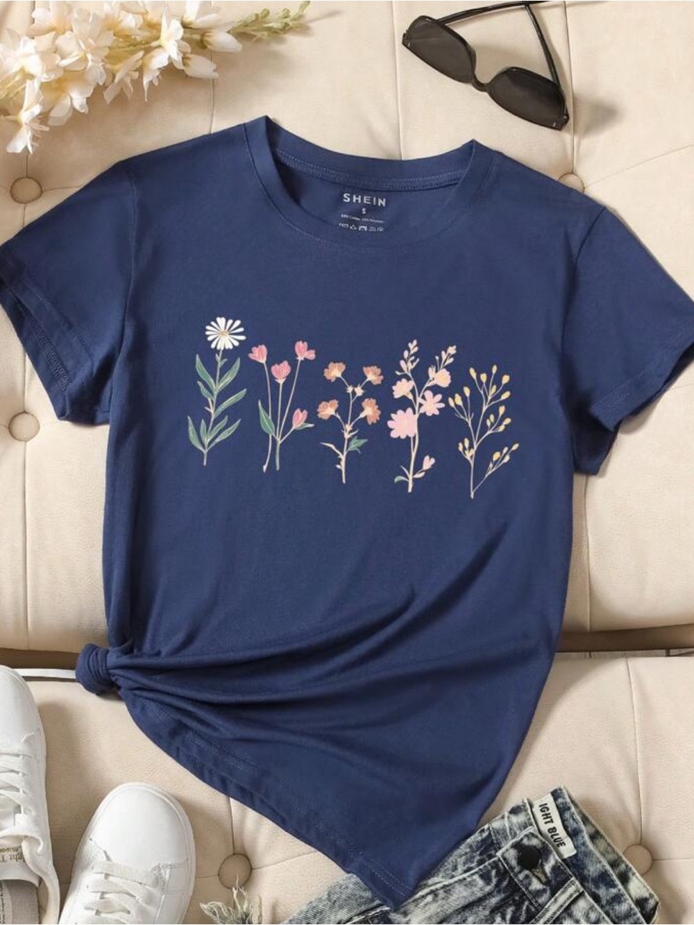 SHEIN Navy Floral Row Graphic Tee